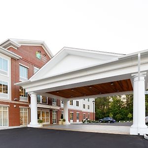 Holiday Inn Express & Suites - Sturbridge By Ihg